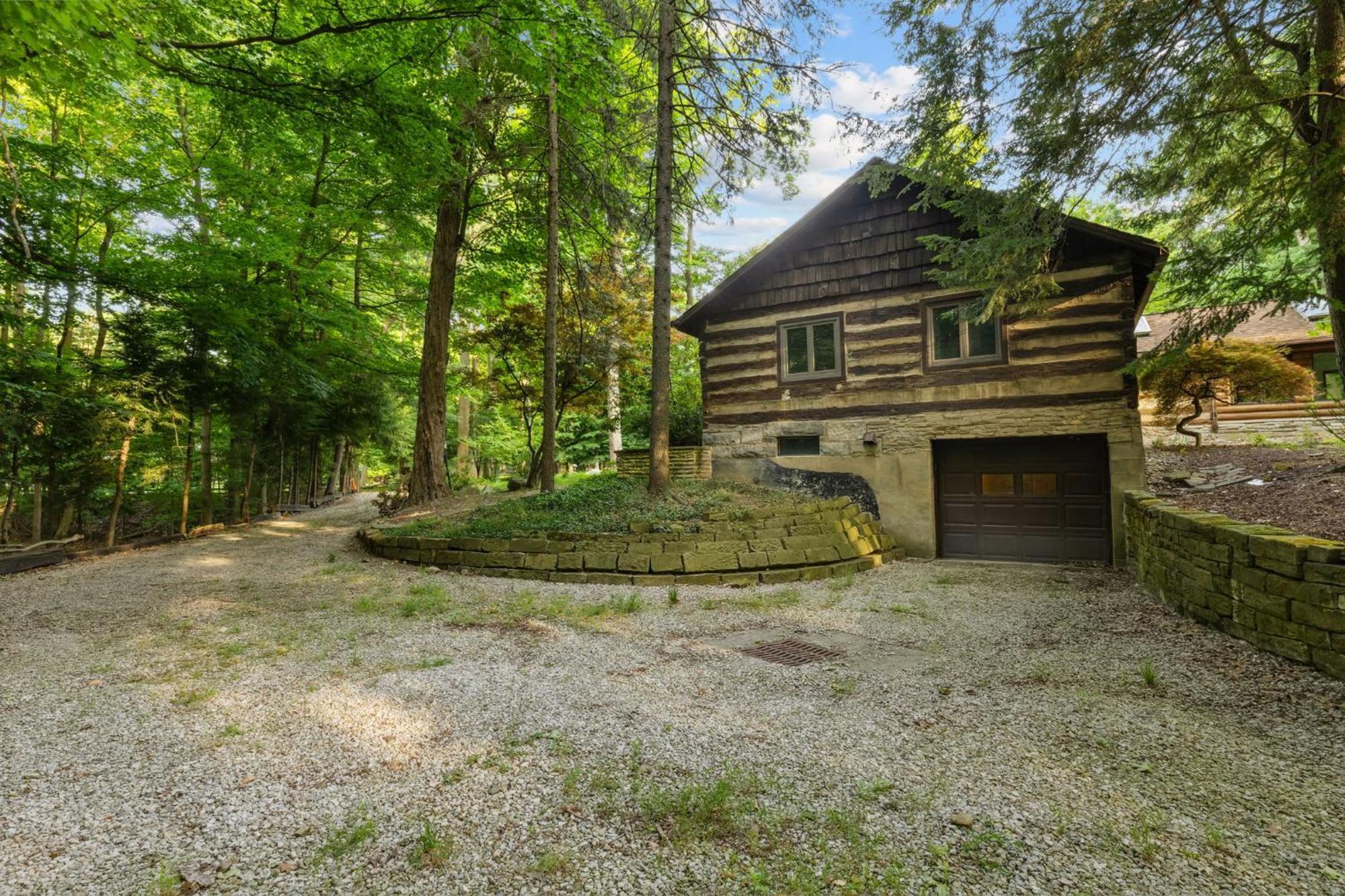 Log Cabin - Natures Oasis - Fire Pit & Gazebo クリーブランド エクステリア 写真